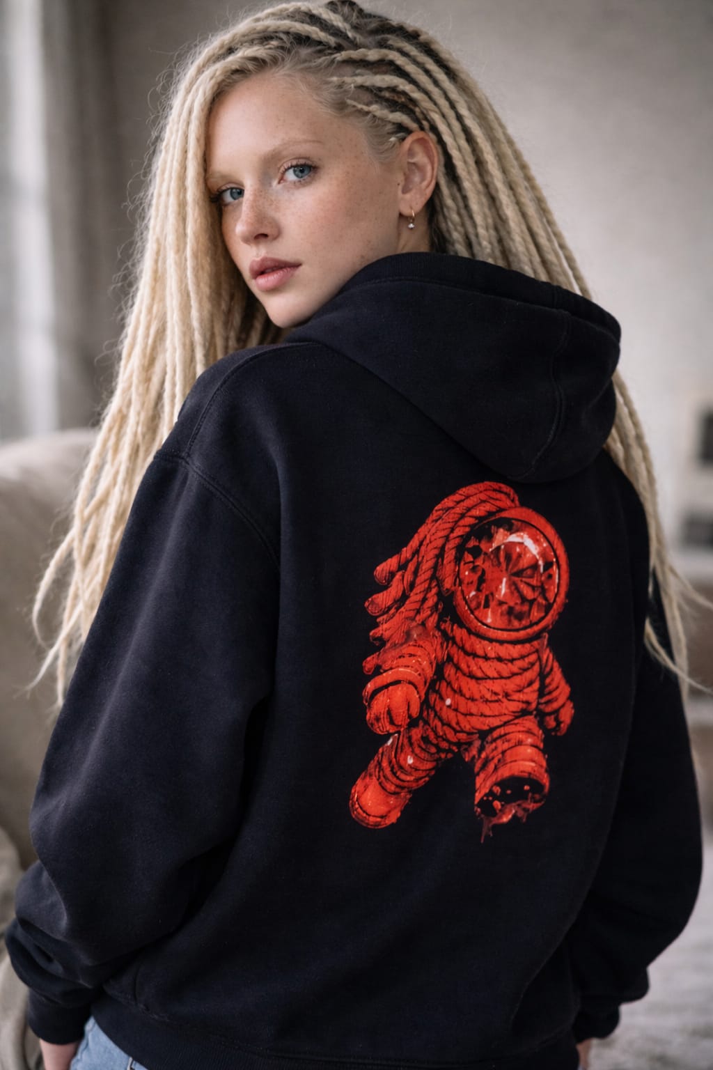 AMARA NOMAD  ROA Oversize Hoodie